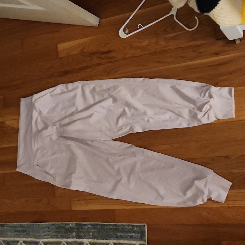 Zyia lilac joggers
